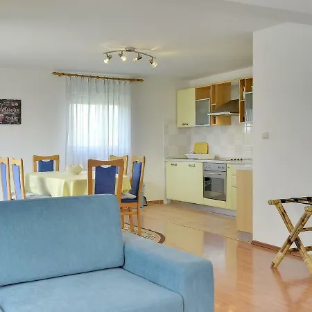 Apartment House A Eljko
